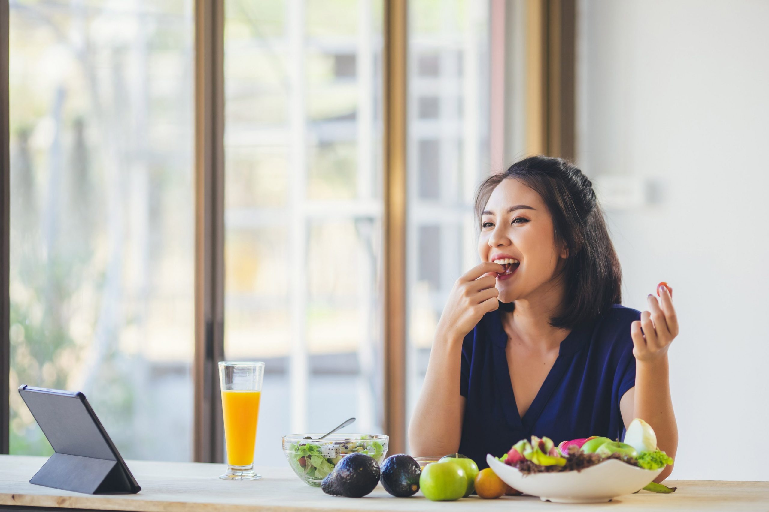 5 Cara Mengatur Pola Makan untuk Menjaga Kesehatan Pekerja Kantoran